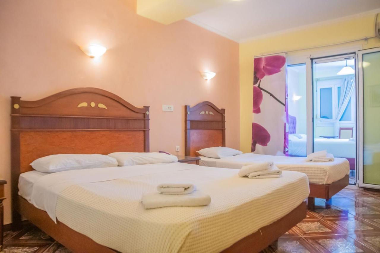 Hotel Astoria Igoemenitsa Buitenkant foto
