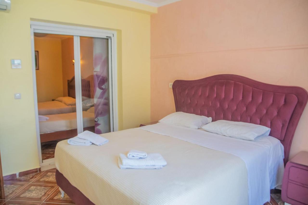 Hotel Astoria Igoemenitsa Buitenkant foto