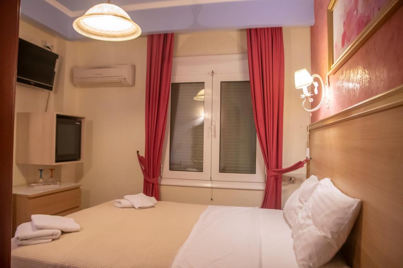 Hotel Astoria Igoemenitsa Buitenkant foto