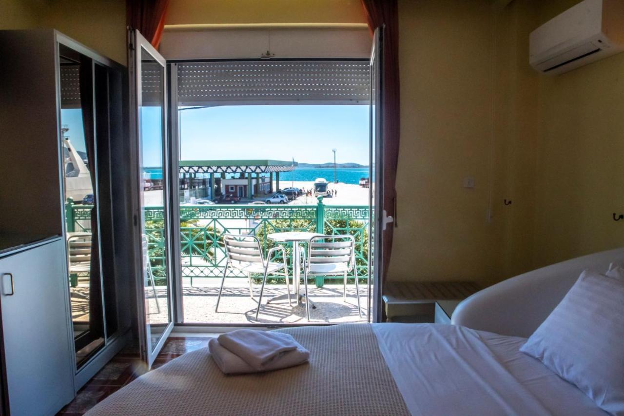 Hotel Astoria Igoemenitsa Buitenkant foto