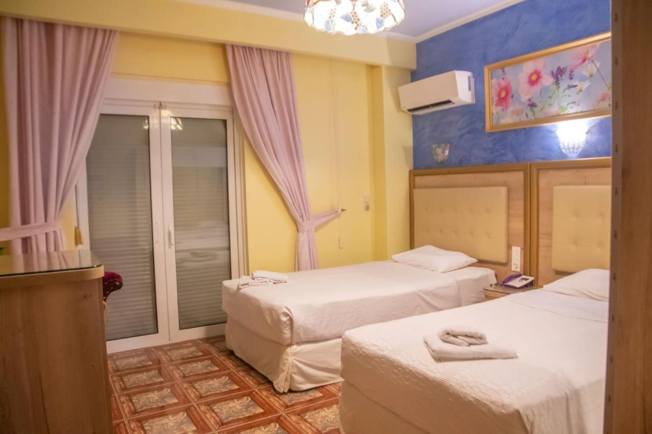 Hotel Astoria Igoemenitsa Buitenkant foto