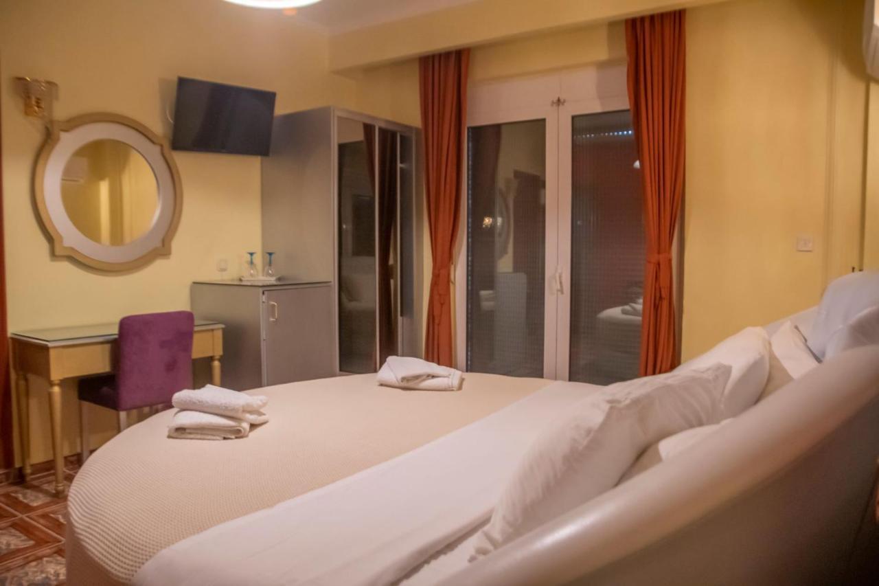 Hotel Astoria Igoemenitsa Buitenkant foto