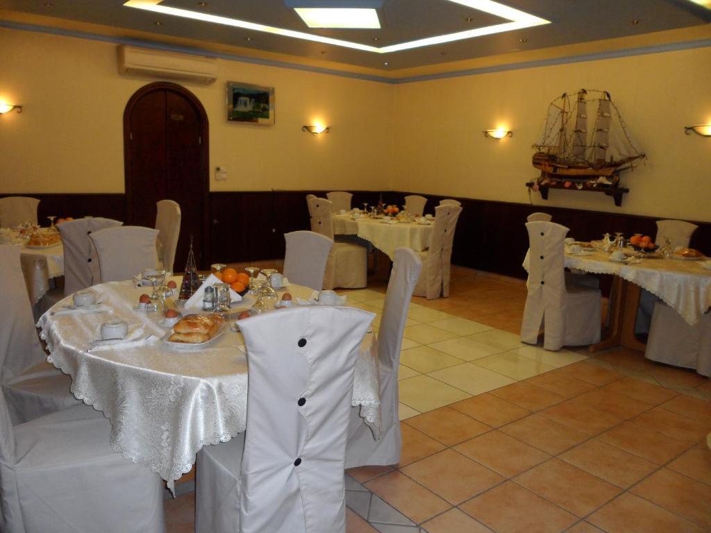 Hotel Astoria Igoemenitsa Buitenkant foto